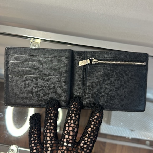 Louis Vuitton Damier Graphite Men's Wallet - Picture 10 of 12